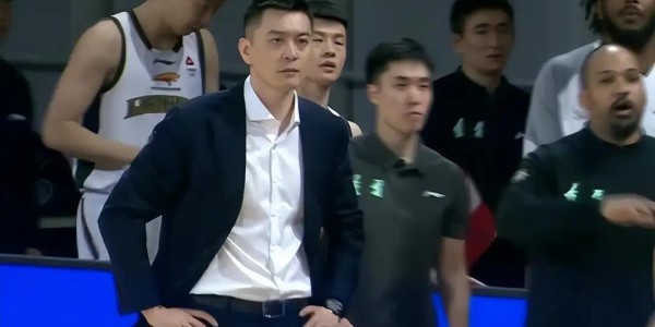 乐鱼体育官方网站-重磅！4冠主帅官宣辞职不愁下家，助教硬接烂摊子 球迷：走为上计
