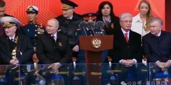 乐鱼体育app下载-仅仅45分钟，莫斯科5月9日胜利日阅兵式结束！！！